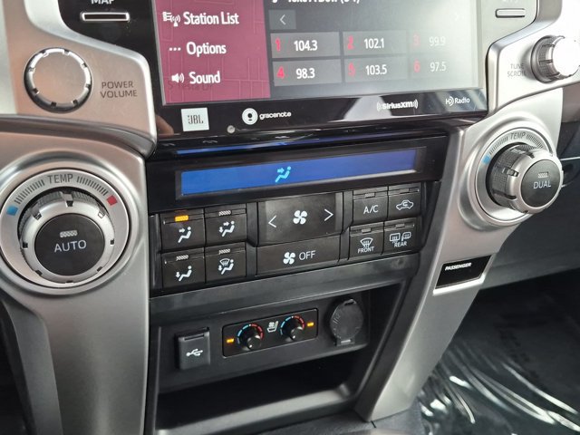 Certified 2024 Toyota 4Runner Limited AWD/4WD image 15