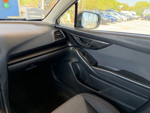 Used 2018 Subaru Crosstrek 2.0i Premium image 18