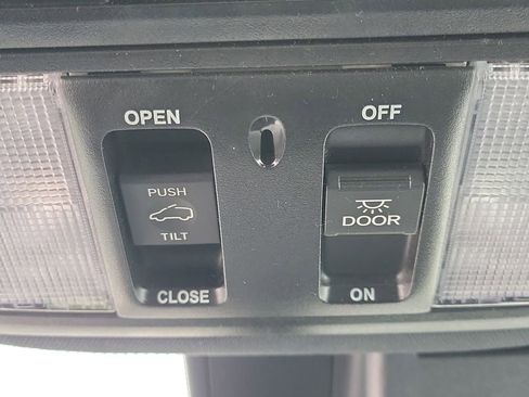 Used 2023 Honda Passport EX-L image 34