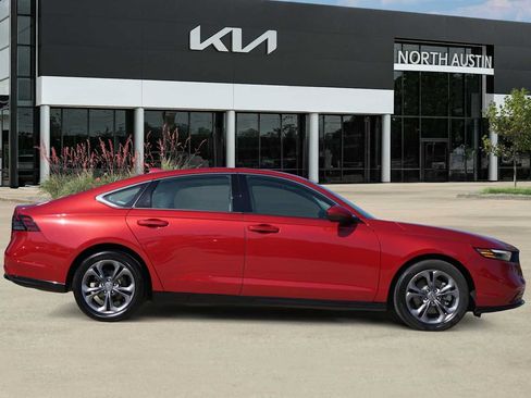 Used 2024 Honda Accord EX-L image 6