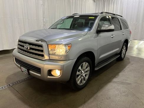Used 2015 Toyota Sequoia Limited AWD/4WD image 8