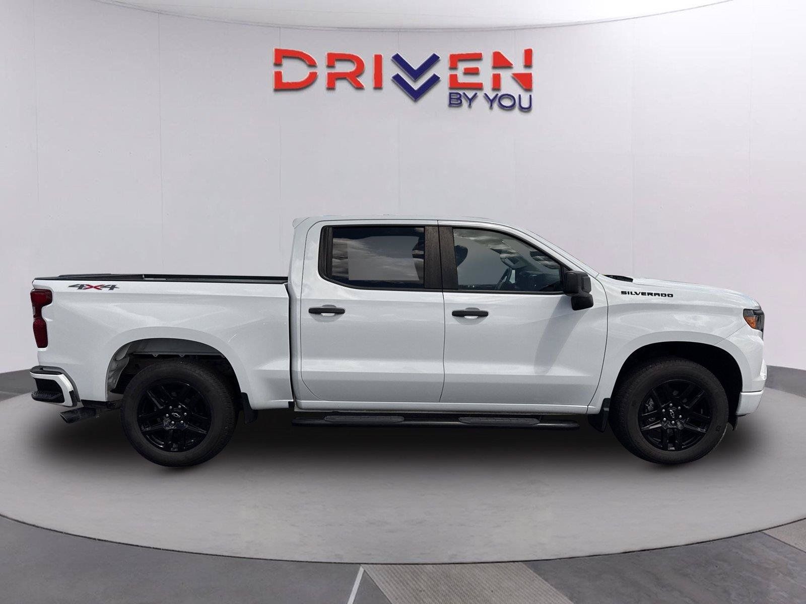 Used 2022 Chevrolet Silverado 1500 Custom w/ LPO, Dark Essentials Package AWD/4WD image 3