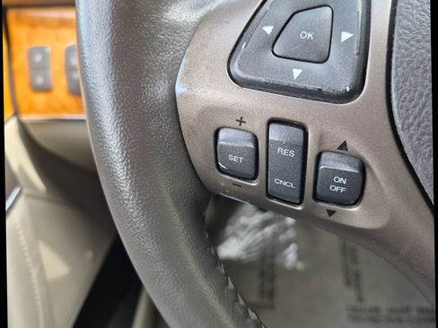 Used 2011 Lincoln MKX 2WD w/ 102A Rapid Spec Order Code image 23