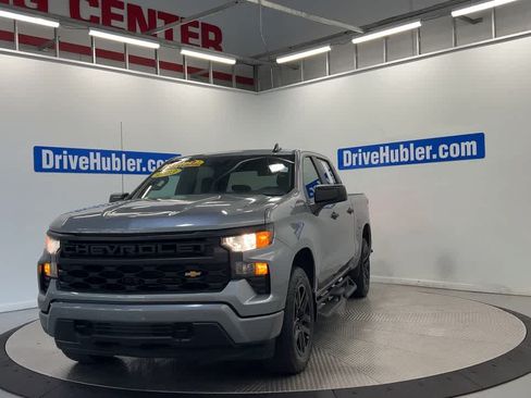 Used 2023 Chevrolet Silverado 1500 Custom AWD/4WD image 4