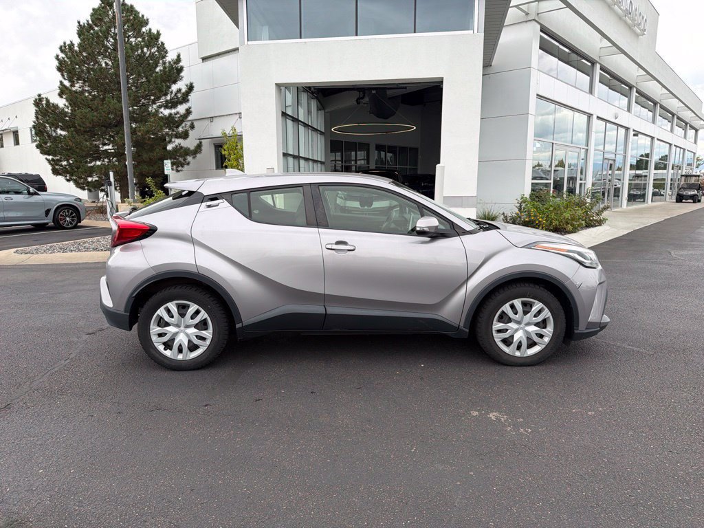 Used 2020 Toyota C-HR LE FWD image 6