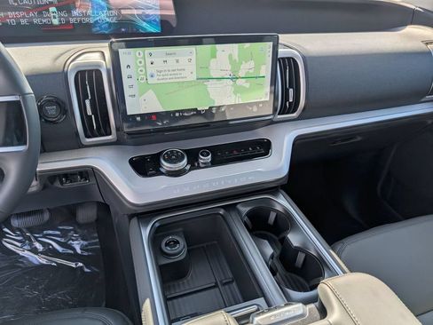 New 2026 Ford Expedition Active AWD/4WD image 39