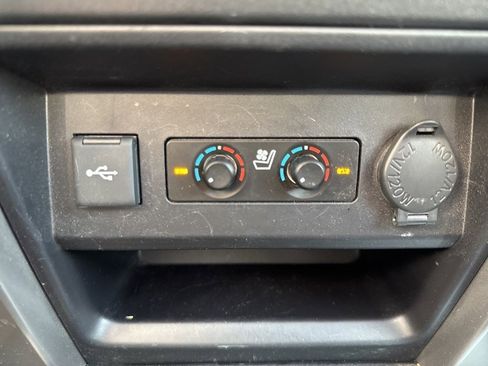 Used 2020 Toyota 4Runner Limited image 16