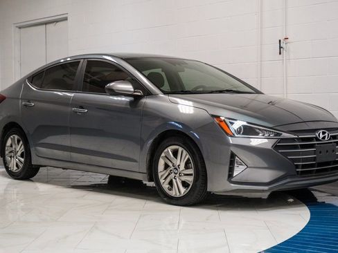 Used 2019 Hyundai Elantra SEL FWD image 5