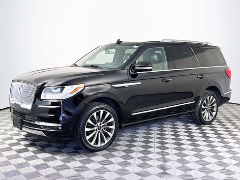 Used 2020 Lincoln Navigator Reserve w/ Luxury Package AWD/4WD image 4