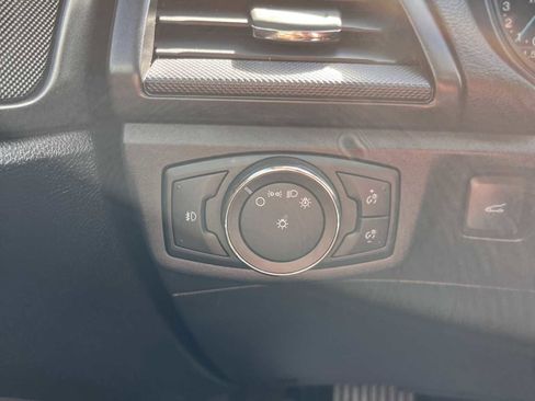 Used 2018 Ford Fusion SE w/ Equipment Group 201A image 15