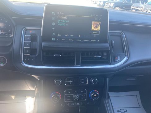 Used 2024 Chevrolet Suburban Z71 AWD/4WD image 28