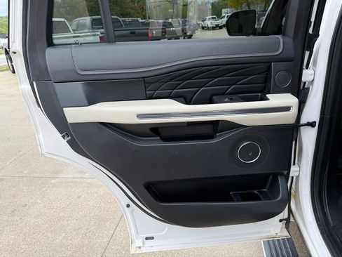 Used 2018 Ford Expedition Platinum AWD/4WD image 52