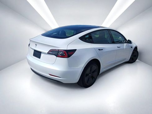 Used 2023 Tesla Model 3 Standard Range RWD image 5