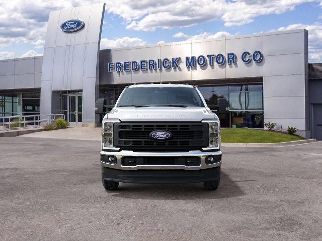 New 2027 Ford F350 XL w/ FX4 Off-Road Package AWD/4WD image 3