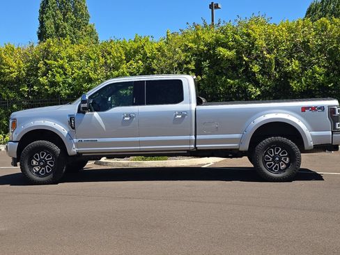 Used 2017 Ford F350 Platinum w/ Platinum Ultimate Package AWD/4WD image 7