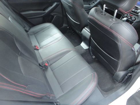 Used 2021 Subaru Impreza 2.0i Premium image 13