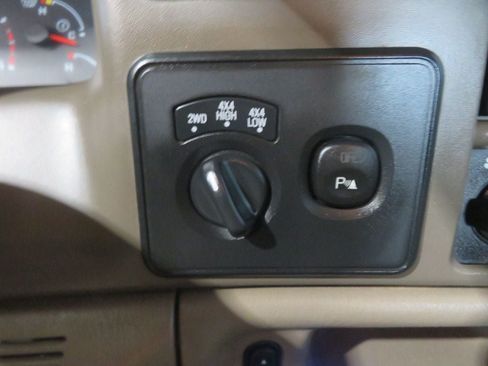 Used 2004 Ford F250 4x4 Crew Cab Super Duty image 43