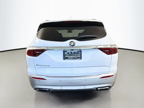 Used 2024 Buick Enclave Essence FWD image 6