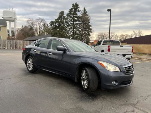 Used 2011 INFINITI M37 x w/ Premium Pkg image 10