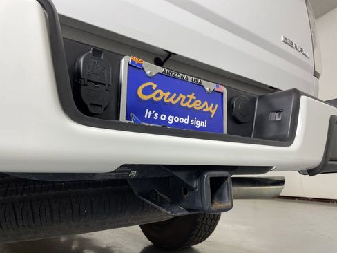 Used 2018 GMC Canyon Denali image 12