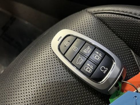 Used 2024 Hyundai Tucson Limited image 29