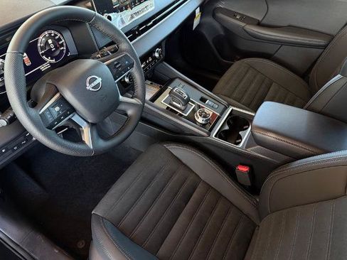 New 2026 Nissan Rogue SL AWD/4WD image 16