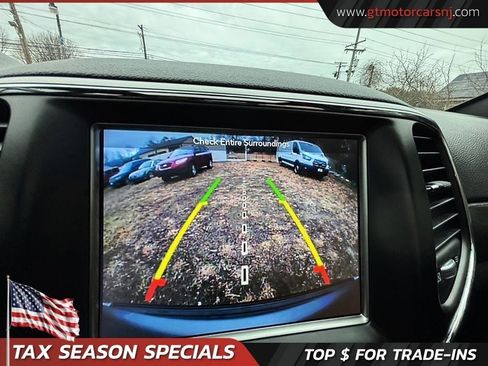 Used 2018 Jeep Grand Cherokee Altitude image 22