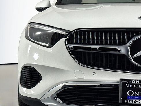 New 2026 Mercedes-Benz GLC 300 image 13