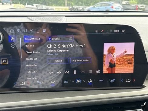 New 2025 Chevrolet Traverse LT w/ Enhanced Driving Package image 13