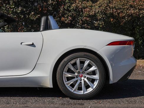 Used 2017 Jaguar F-TYPE Convertible image 5