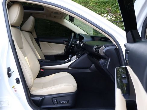 Used 2015 Lexus IS 250 AWD w/ Navigation System Package image 45
