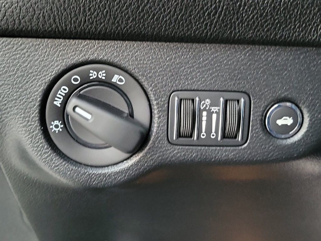 Used 2022 Dodge Challenger SRT Hellcat RWD image 19