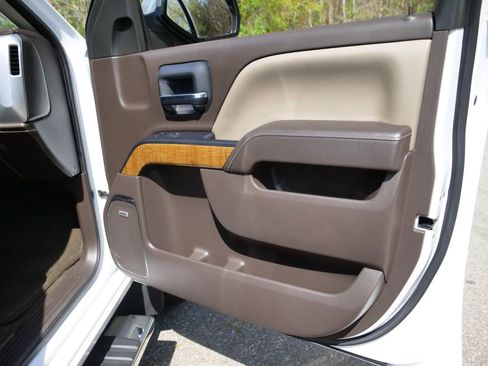 Used 2017 GMC Sierra 1500 SLT image 46