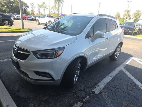 Used 2019 Buick Encore Essence w/ Experience Buick Package FWD image 1