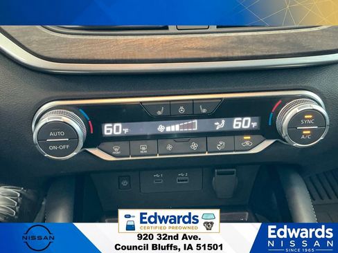 Used 2023 Nissan Altima 2.5 SL AWD/4WD image 25