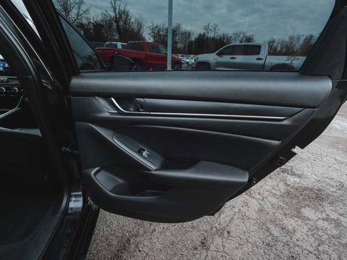 Used 2022 Honda Accord Sport image 13