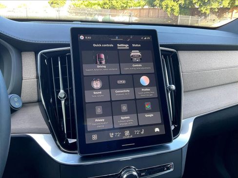 New 2026 Volvo XC90 T8 Plus w/ Protection Package Premier image 22