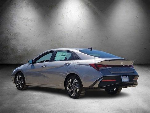 New 2025 Hyundai Elantra Sport w/ Cargo Package image 4