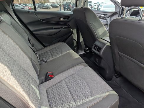 Used 2022 Chevrolet Equinox LT image 21