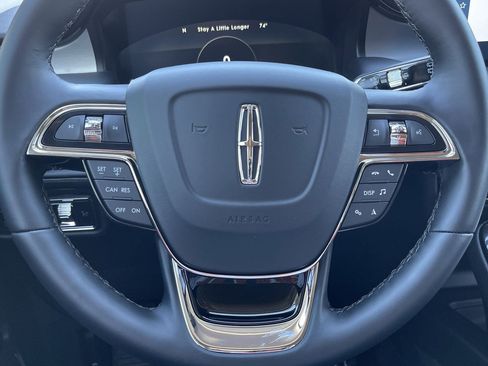 Used 2021 Lincoln Nautilus FWD w/ Equipment Group 101A image 20