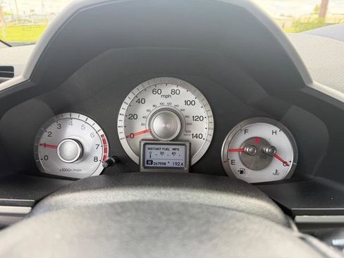Used 2011 Honda Pilot Touring image 18