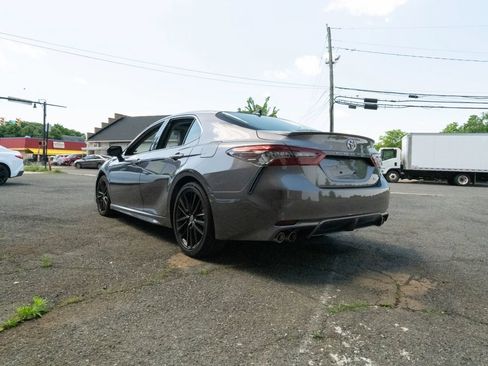 Used 2023 Toyota Camry XSE FWD image 5
