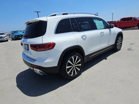 Used 2023 Mercedes-Benz GLB 250 image 8