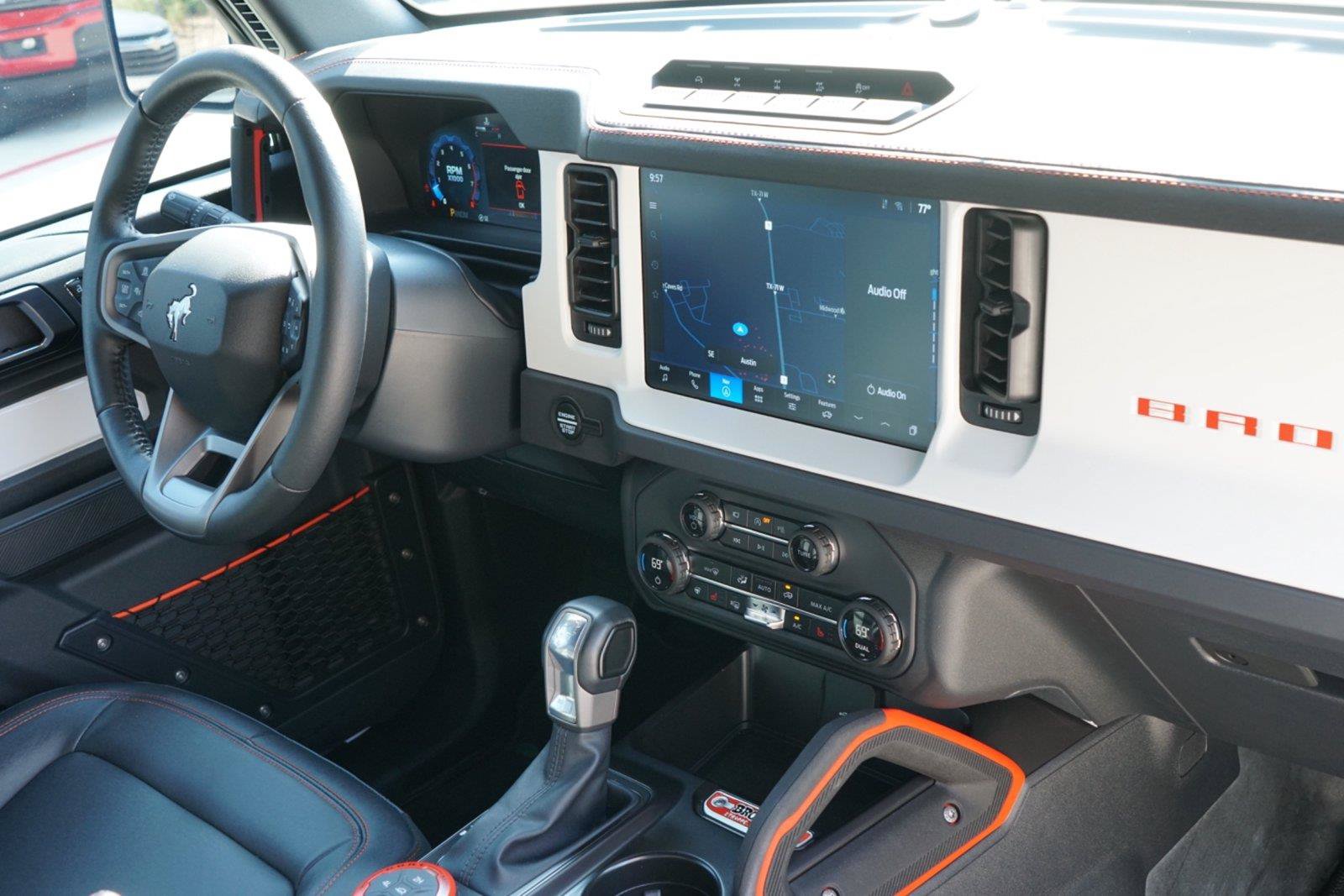 Used 2025 Ford Bronco Stroppe Edition AWD/4WD image 27