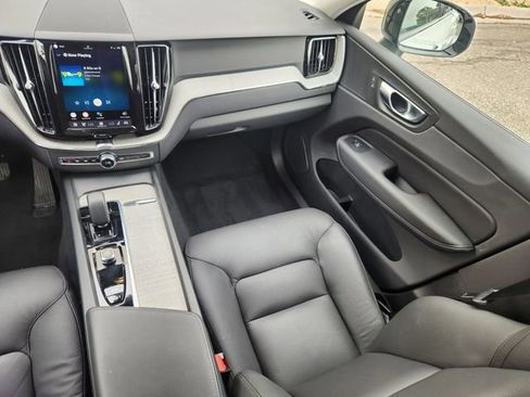 Certified 2025 Volvo XC60 B5 Plus AWD/4WD image 13
