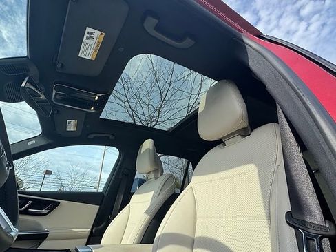 Used 2023 Mercedes-Benz GLC 300 4MATIC image 18