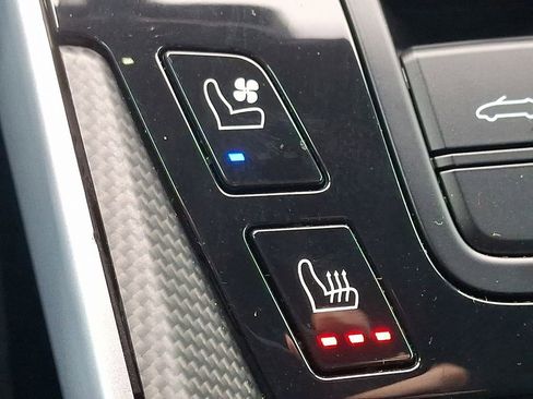 Used 2021 Porsche 911 Turbo S image 25