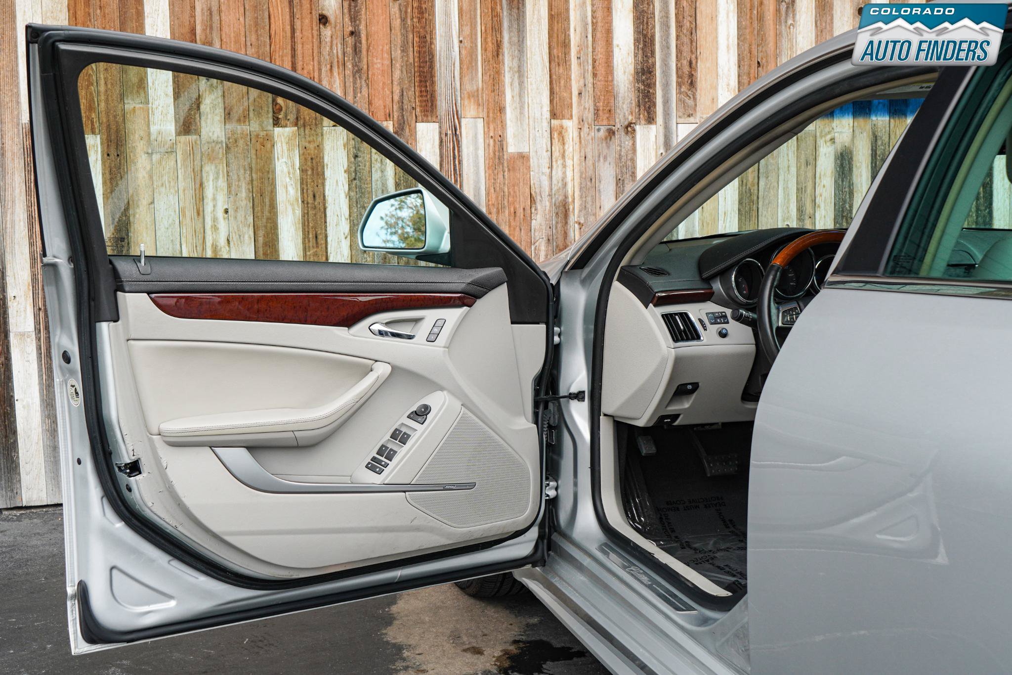 Used 2011 Cadillac CTS Luxury AWD/4WD image 10
