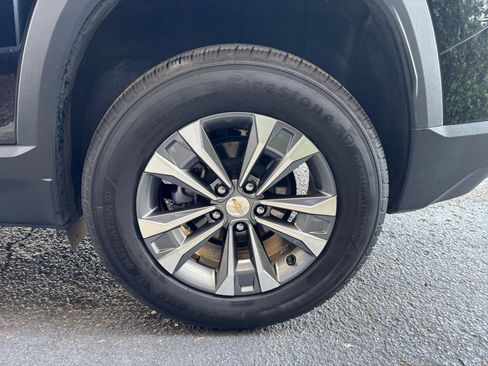Used 2025 Chevrolet Equinox LT FWD image 30
