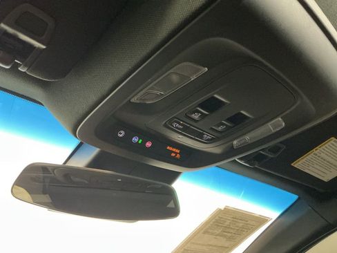 Used 2020 Cadillac CT4 Luxury w/ Sun And Sound Package image 18